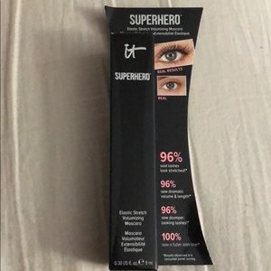 Super hero mascara